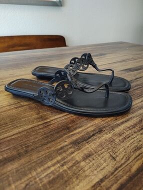 Tory Burch Black Leather Tiny Miller Logo Thong Sandal Shoes 9.5